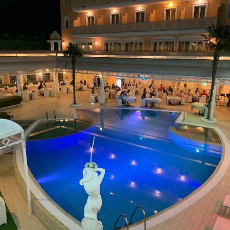 Grand Hotel Osman Ristorante Il Danubio Atena Lucana Exterior photo