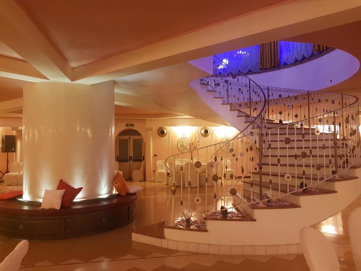 Grand Hotel Osman Ristorante Il Danubio Atena Lucana Exterior photo